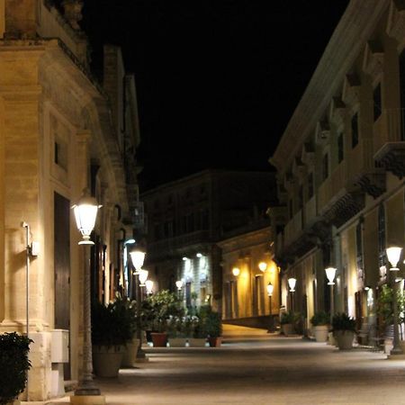 La Casa Del Nespolo Villa Ragusa Buitenkant foto