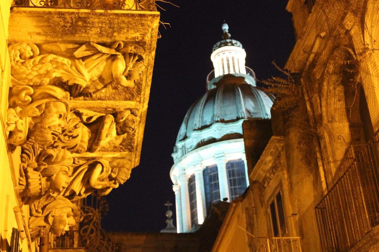La Casa Del Nespolo Villa Ragusa Buitenkant foto