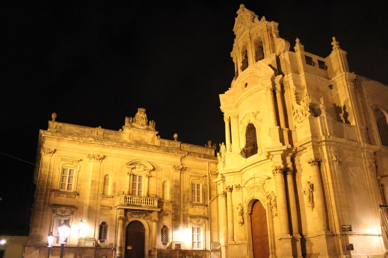 La Casa Del Nespolo Villa Ragusa Buitenkant foto